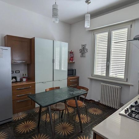Appartamento Zona Grazie 安科纳 外观 照片